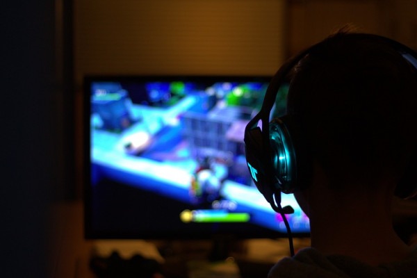 Mobile Adventure Games With Interactive Story Elements