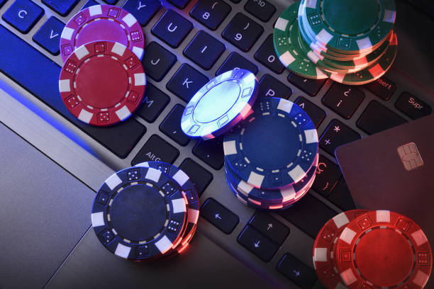 Examining Licensing and Compliance Information A Guide to Common Features